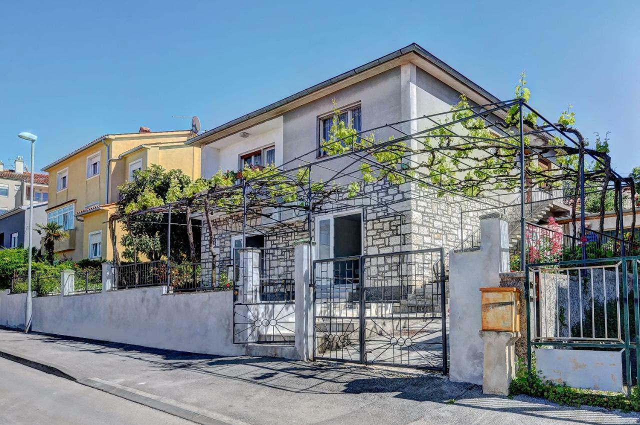 Apartman D Póla Kültér fotó